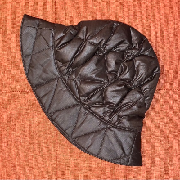Eddie Bauer Accessories - Puffer Bucket Hat